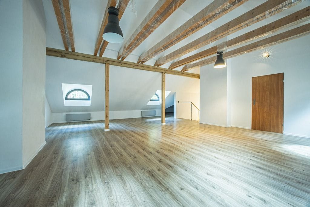 Dom 7 pokojowe na Sprzedaż