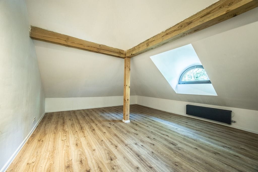 Dom 7 pokojowe na Sprzedaż