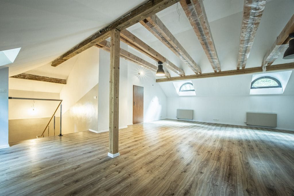 Dom 7 pokojowe na Sprzedaż