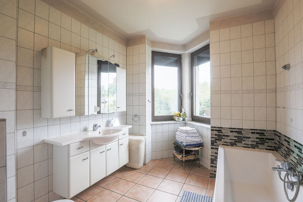 Dom 8 pokojowe na Sprzedaż