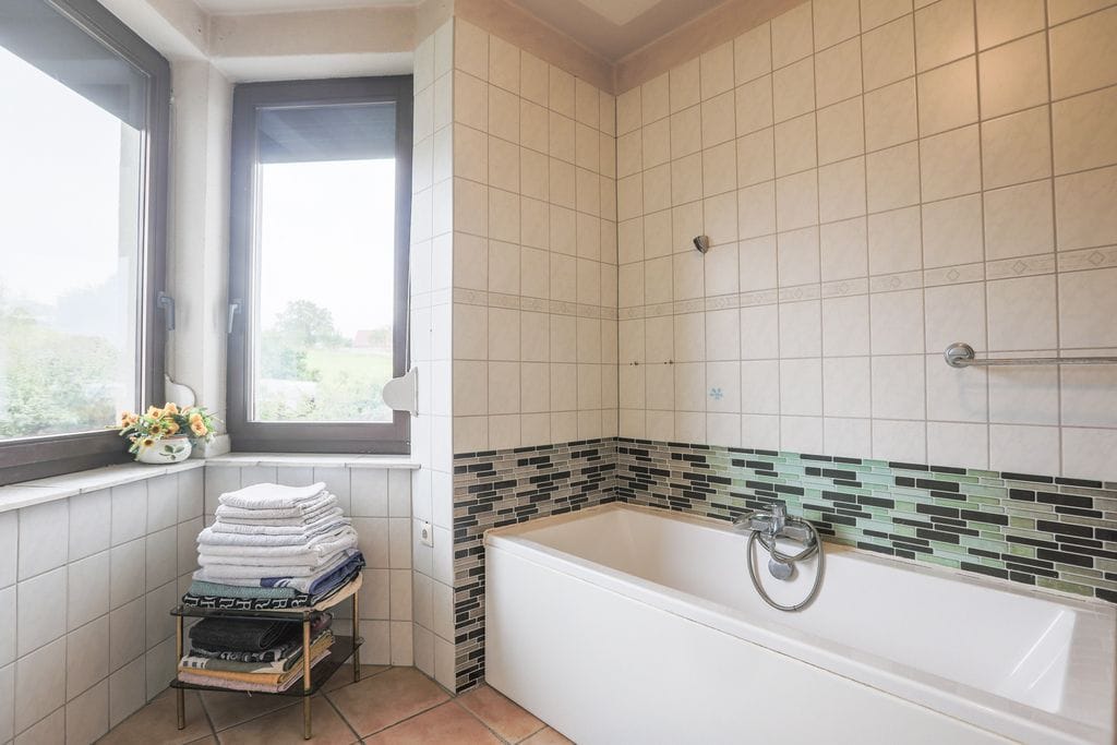 Dom 8 pokojowe na Sprzedaż