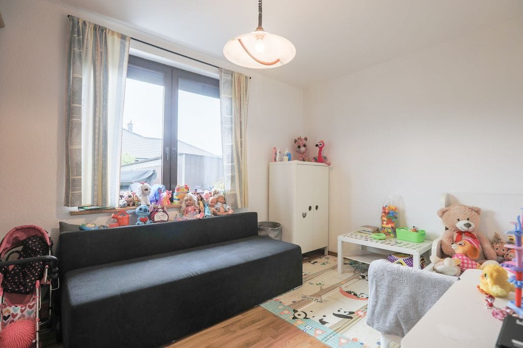 Dom 8 pokojowe na Sprzedaż