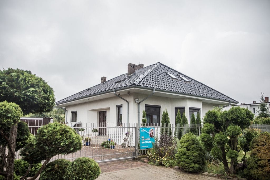 Dom 8 pokojowe na Sprzedaż