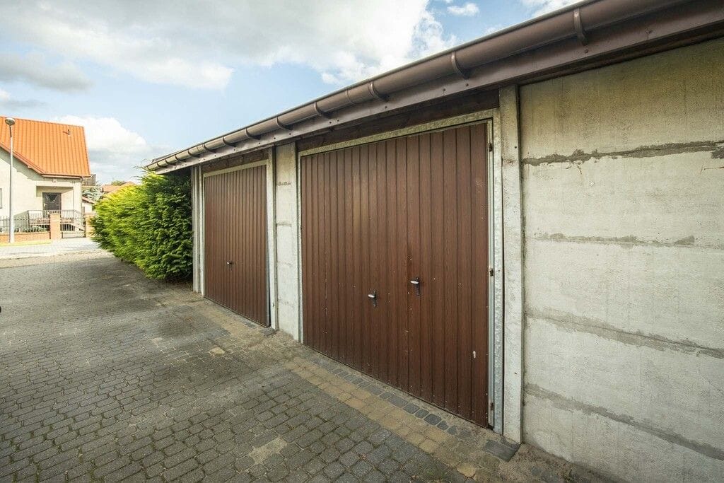 Dom 5 pokojowe na Sprzedaż