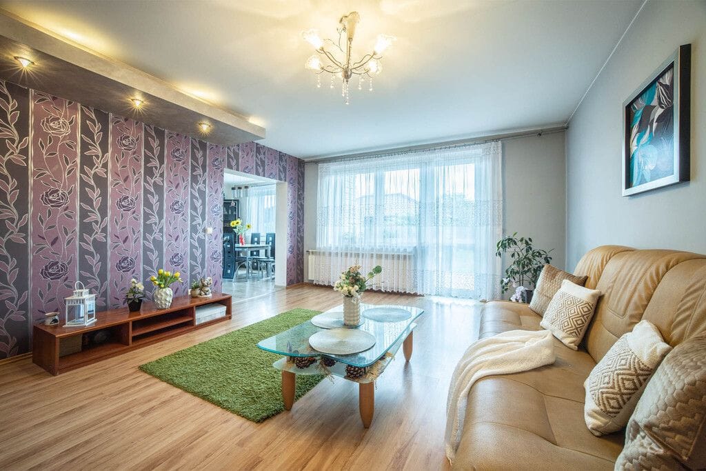 Dom 5 pokojowe na Sprzedaż