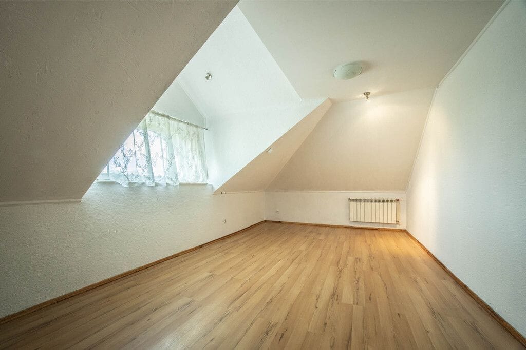 Dom 5 pokojowe na Sprzedaż