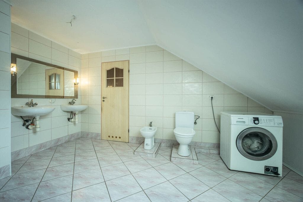 Dom 5 pokojowe na Sprzedaż