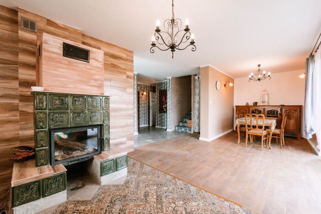 Dom 4 pokojowe na Sprzedaż