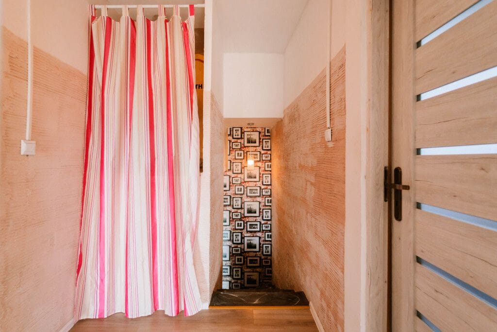 Dom 4 pokojowe na Sprzedaż