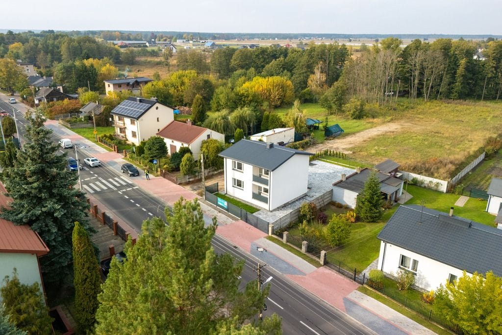 Dom 4 pokojowe na Sprzedaż