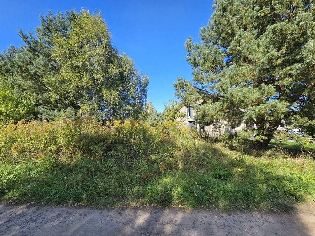 Działka  pokojowe na Sprzedaż