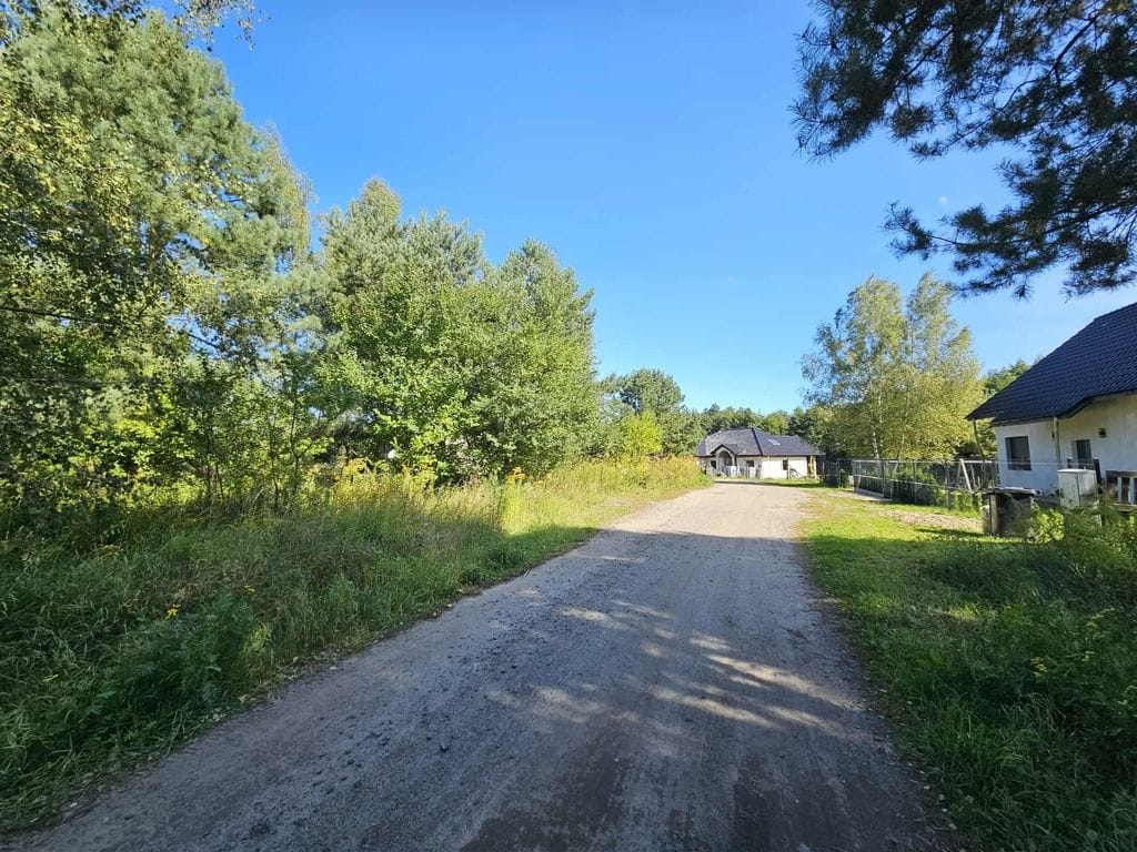 Działka  pokojowe na Sprzedaż