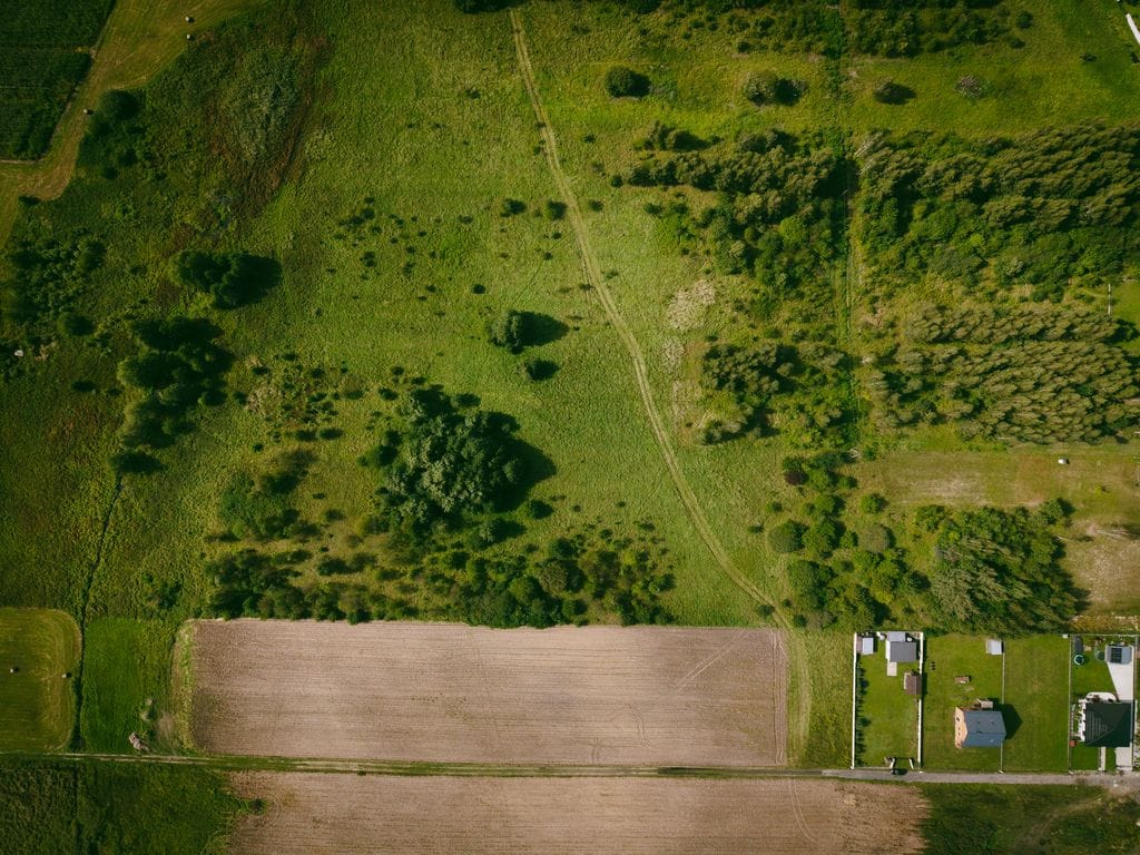 Działka  pokojowe na Sprzedaż