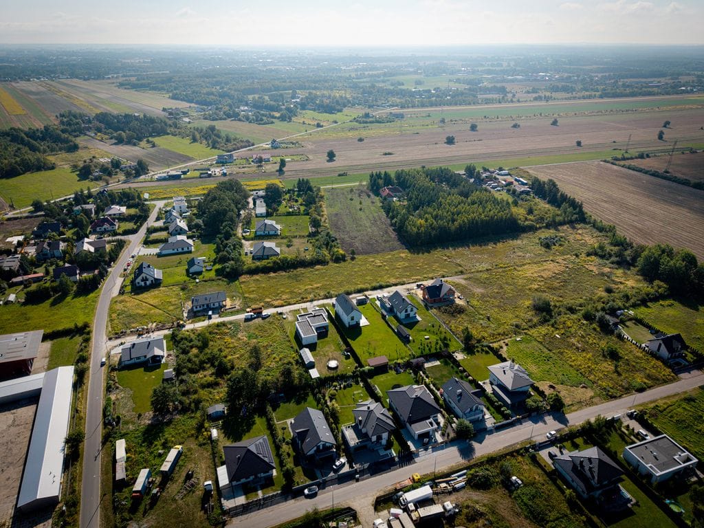 Działka  pokojowe na Sprzedaż