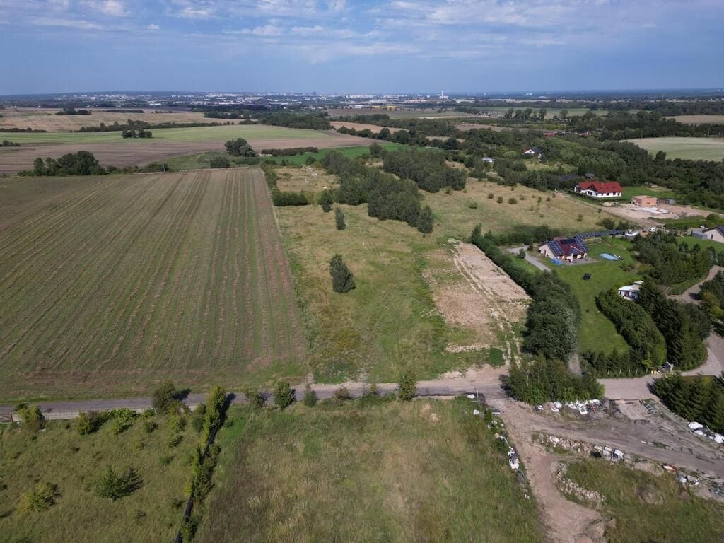 Działka  pokojowe na Sprzedaż