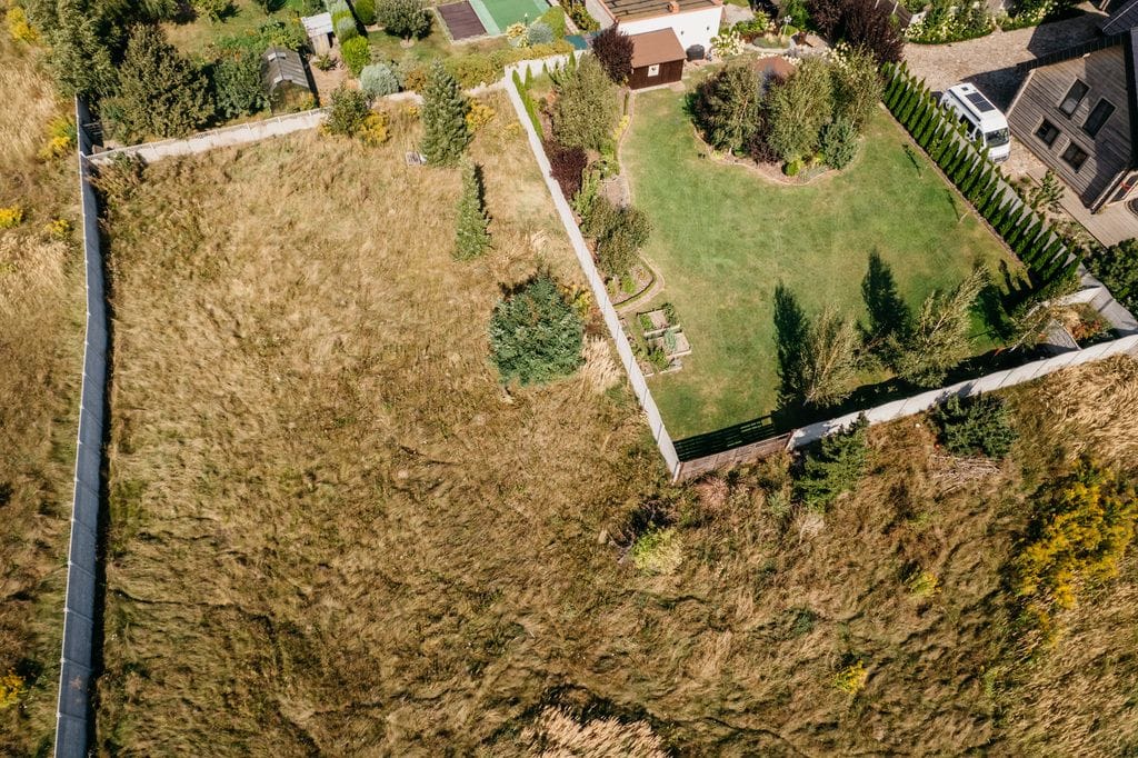 Działka  pokojowe na Sprzedaż