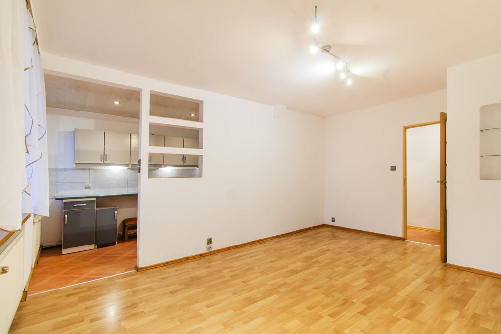 Mieszkanie 3 pokojowe na Sprzedaż