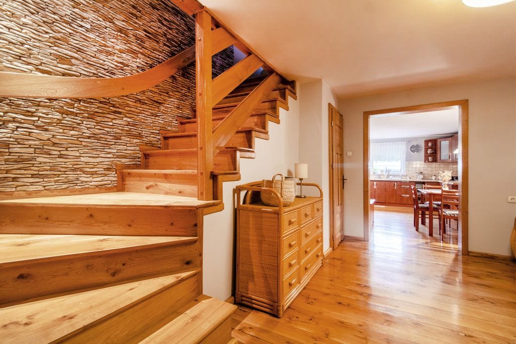 Dom 5 pokojowe na Sprzedaż