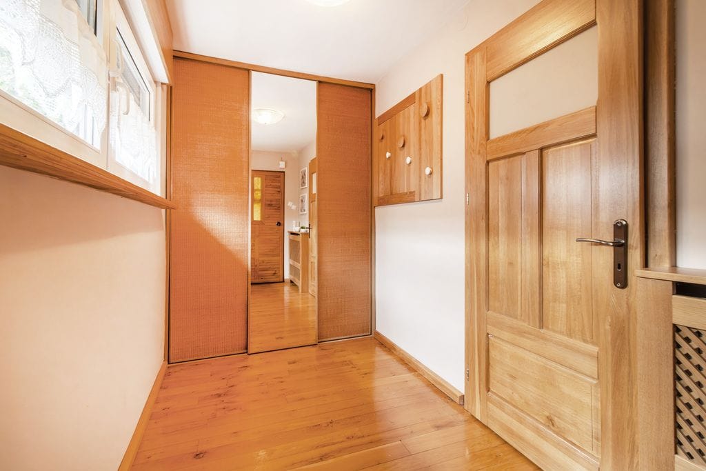 Dom 5 pokojowe na Sprzedaż