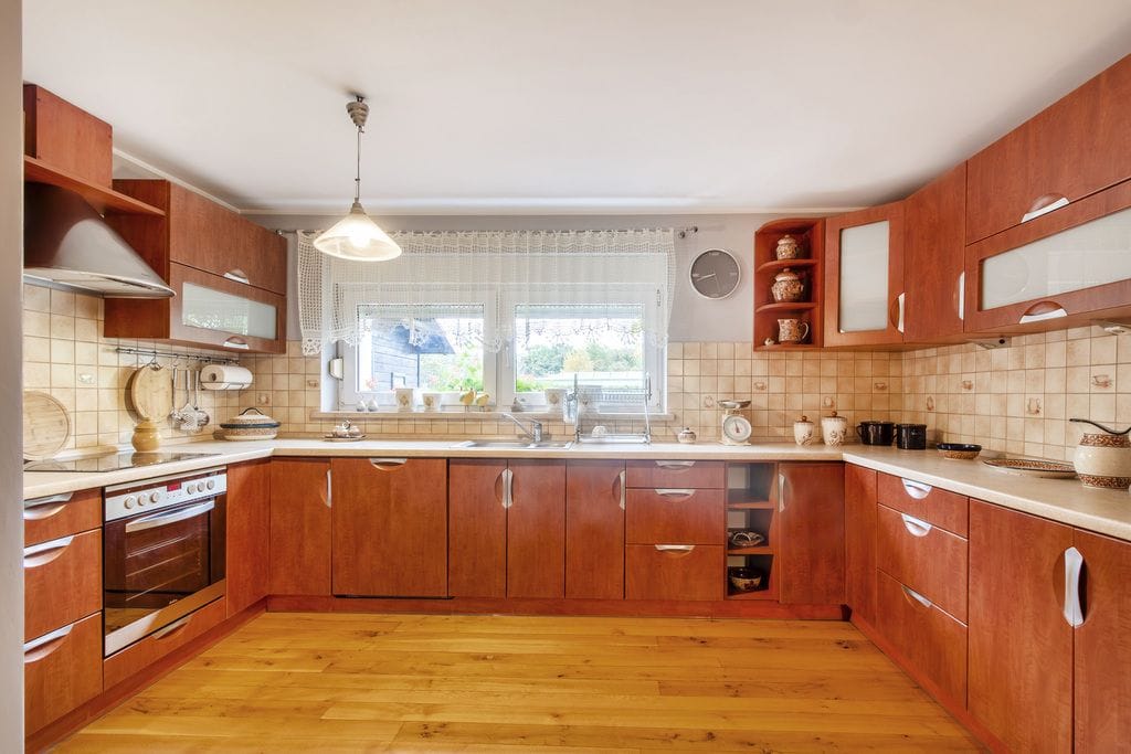 Dom 5 pokojowe na Sprzedaż