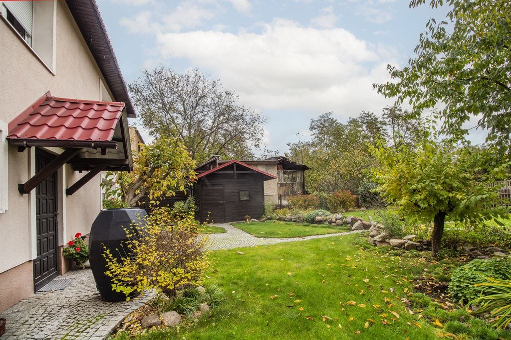 Dom 5 pokojowe na Sprzedaż