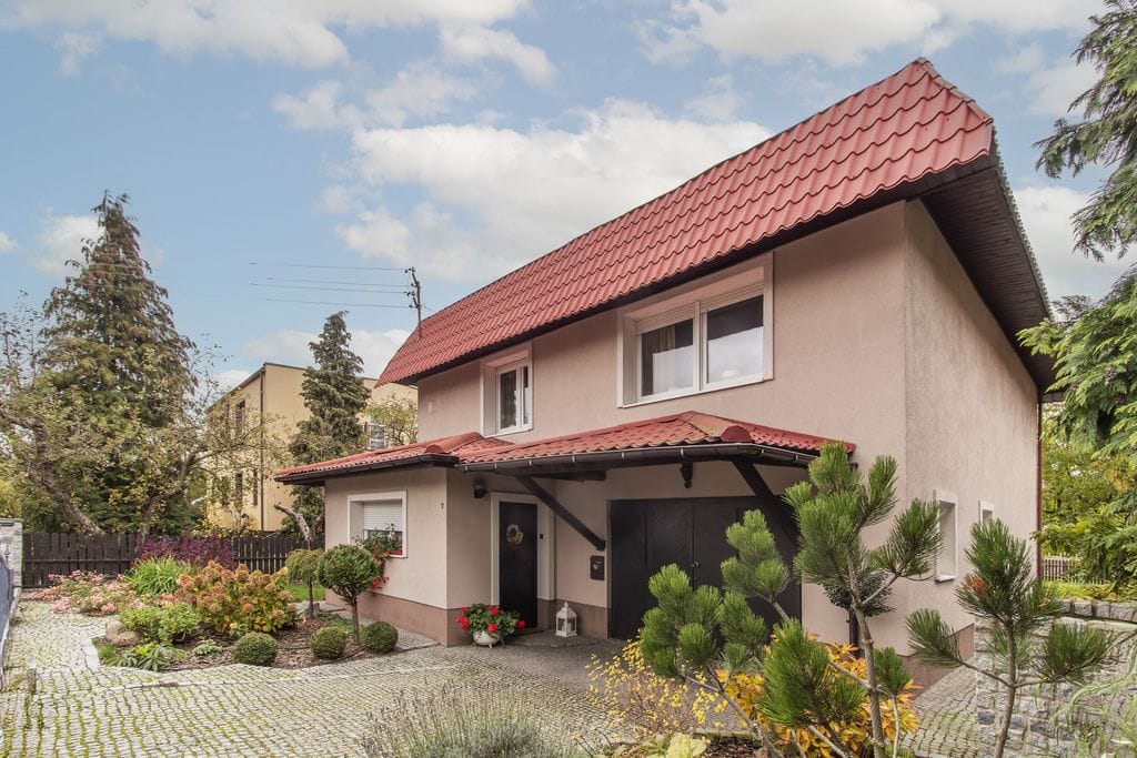 Dom 5 pokojowe na Sprzedaż