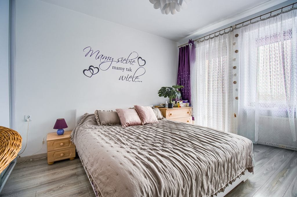 Dom 8 pokojowe na Sprzedaż