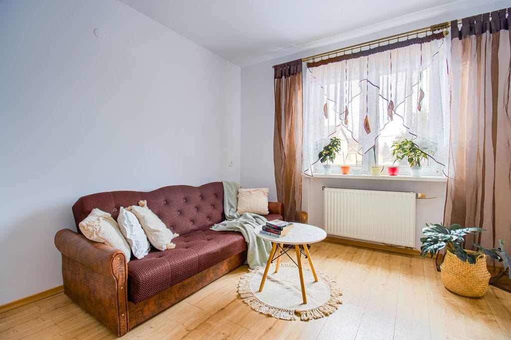 Dom 8 pokojowe na Sprzedaż