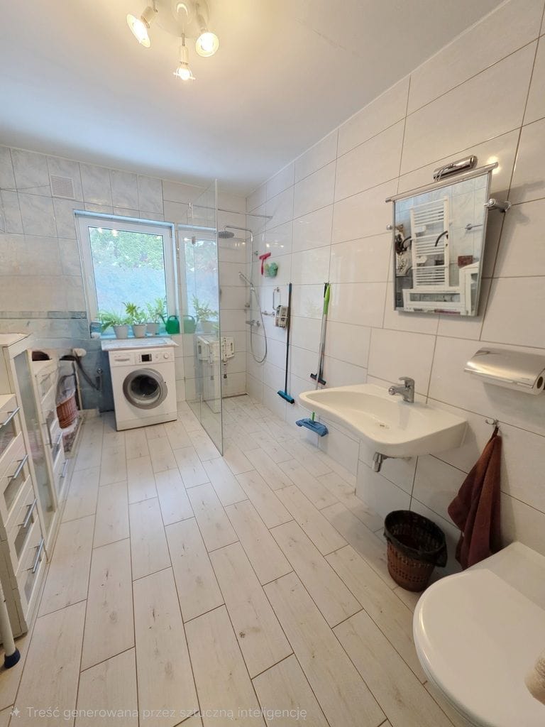 Dom 7 pokojowe na Sprzedaż