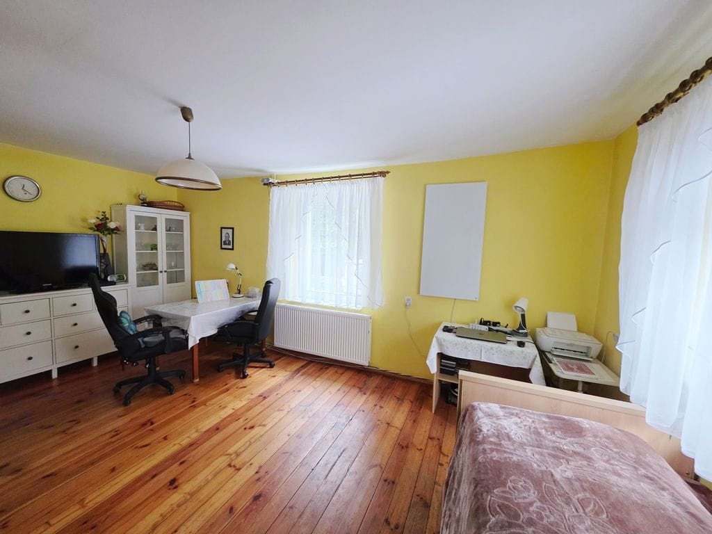 Dom 7 pokojowe na Sprzedaż