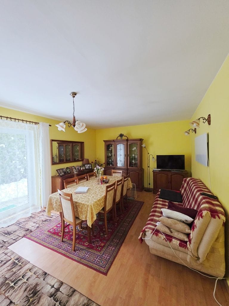 Dom 7 pokojowe na Sprzedaż