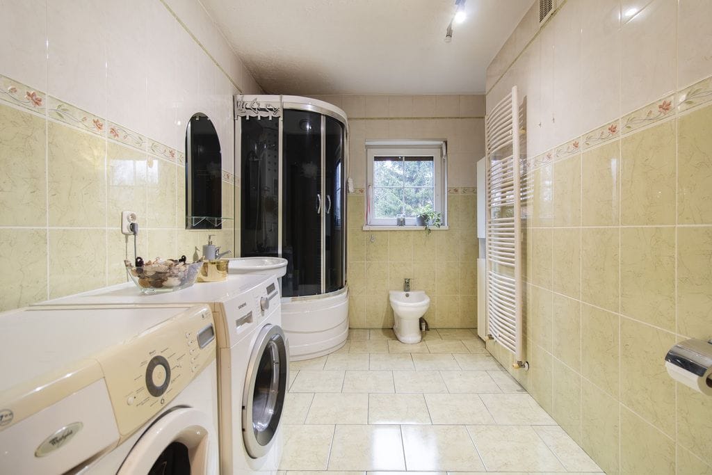 Dom 5 pokojowe na Sprzedaż