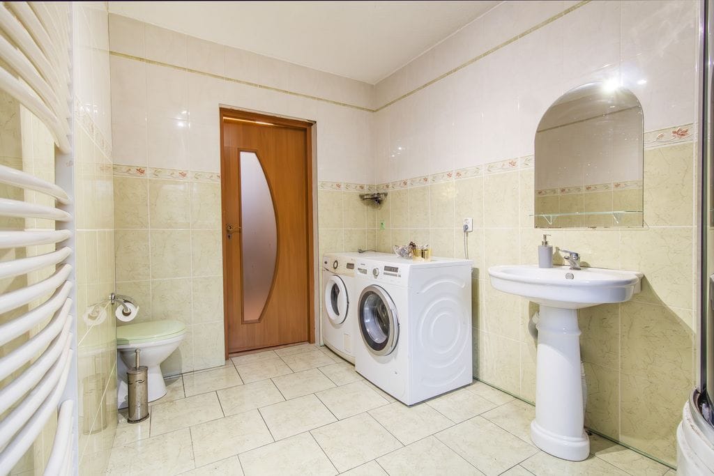 Dom 5 pokojowe na Sprzedaż