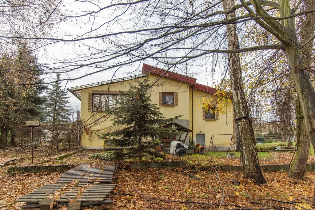 Dom 5 pokojowe na Sprzedaż