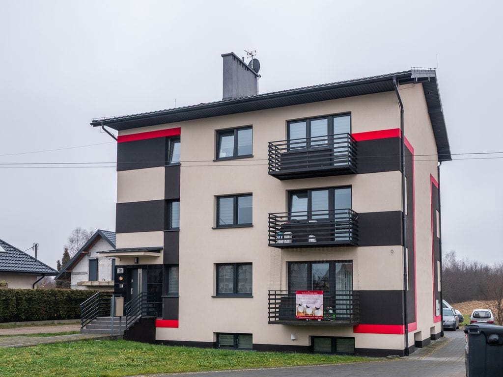 Dom 18 pokojowe na Sprzedaż