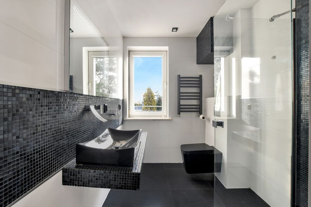 Dom 5 pokojowe na Sprzedaż