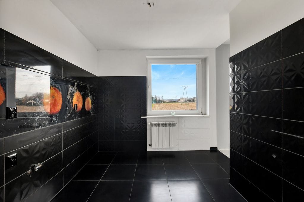 Dom 5 pokojowe na Sprzedaż