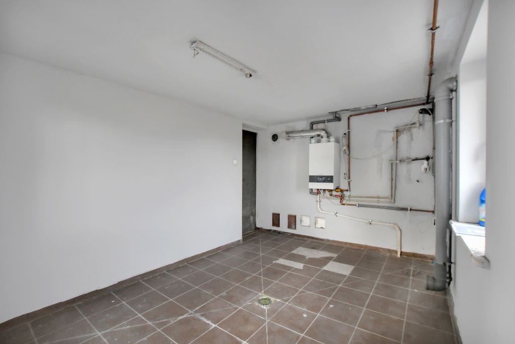 Dom 5 pokojowe na Sprzedaż