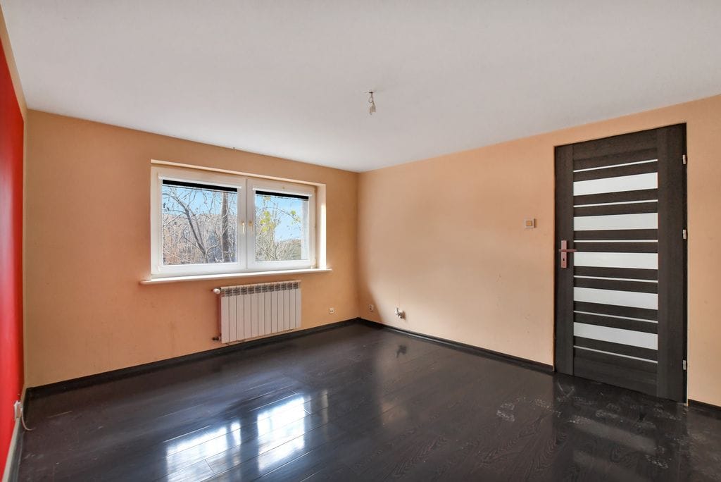 Dom 5 pokojowe na Sprzedaż