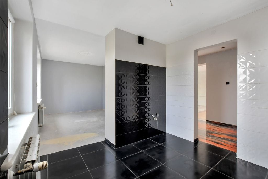 Dom 5 pokojowe na Sprzedaż