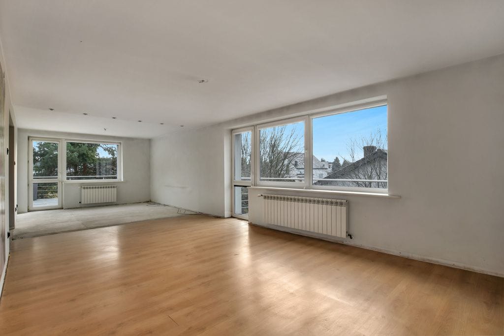 Dom 5 pokojowe na Sprzedaż