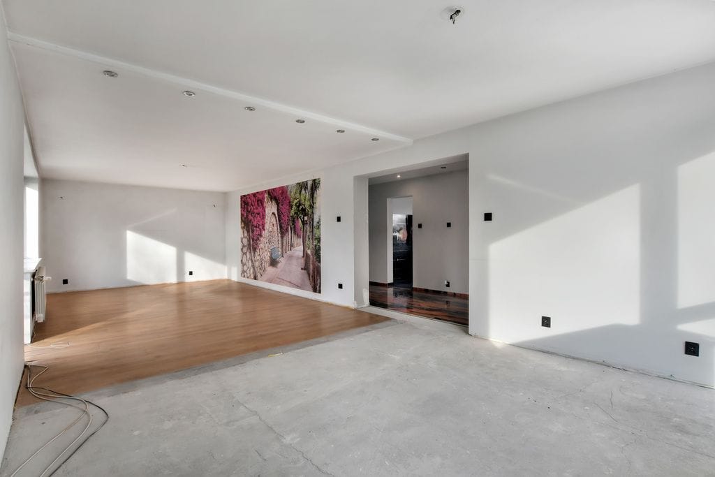 Dom 5 pokojowe na Sprzedaż