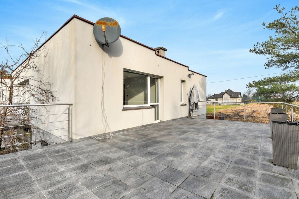 Dom 5 pokojowe na Sprzedaż