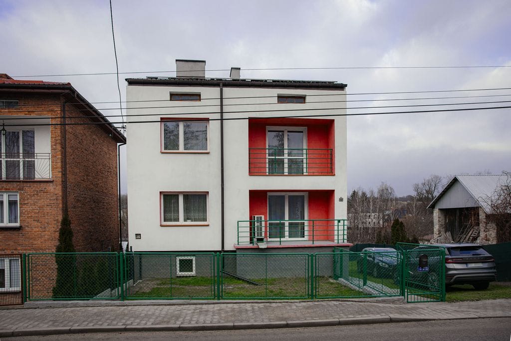 Dom 4 pokojowe na Sprzedaż