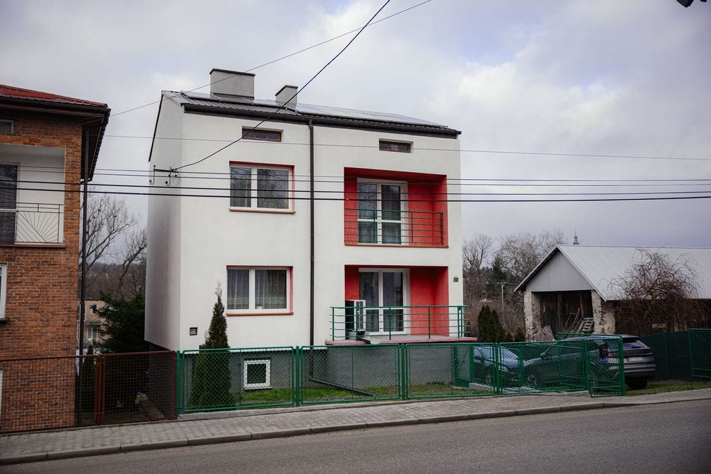 Dom 4 pokojowe na Sprzedaż