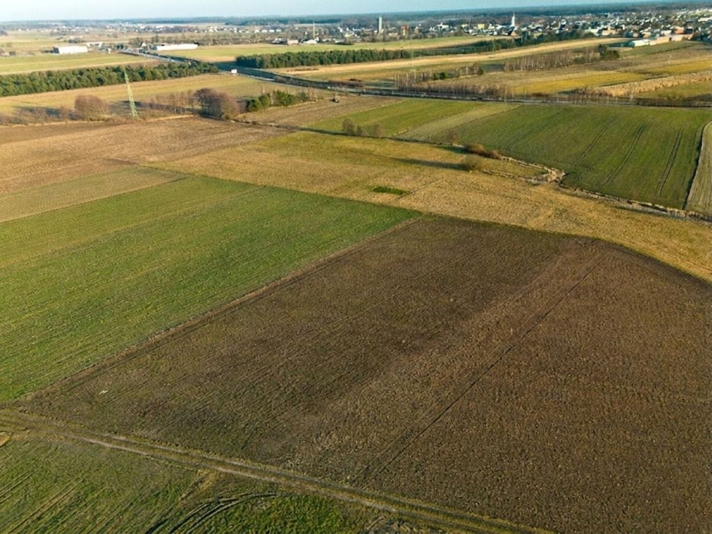 Działka  pokojowe na Sprzedaż