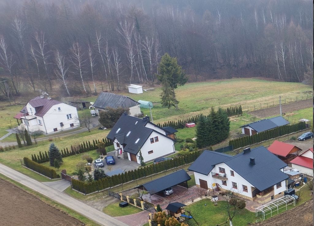 Działka  pokojowe na Sprzedaż