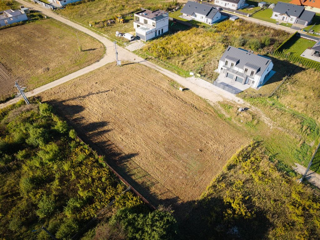 Działka  pokojowe na Sprzedaż