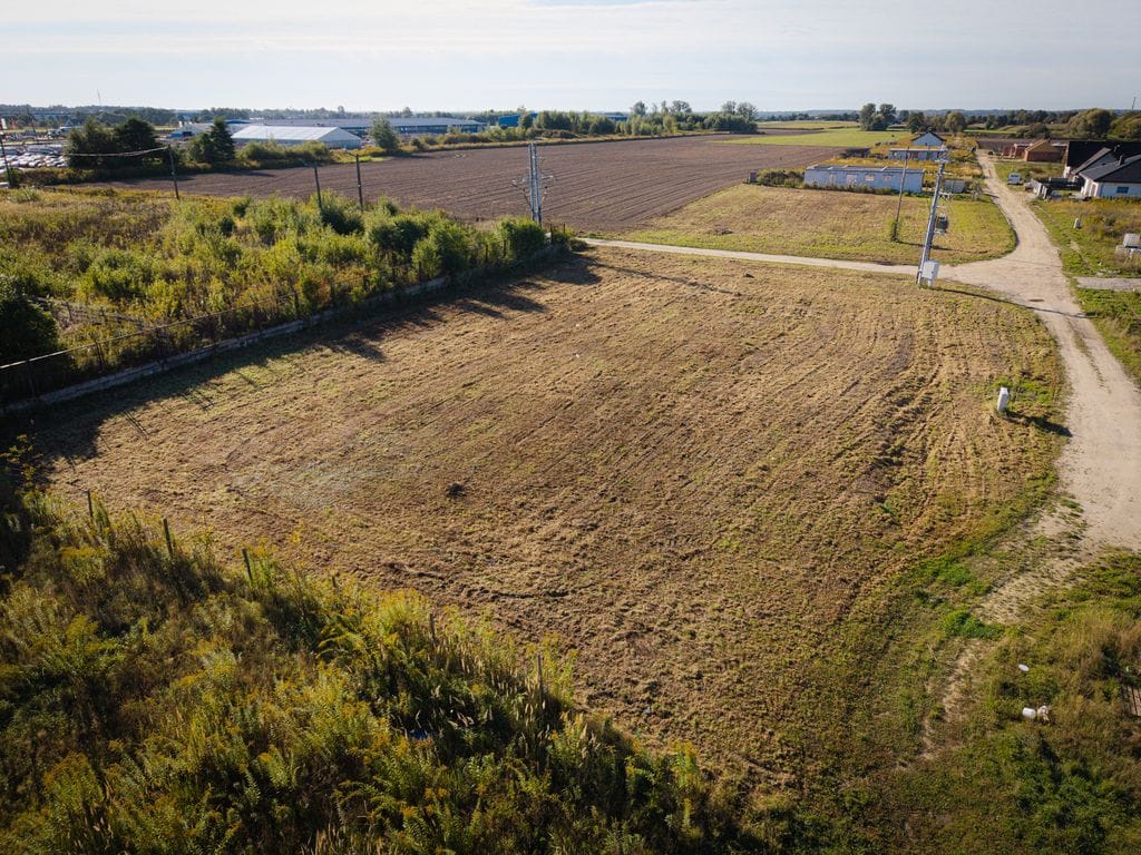 Działka  pokojowe na Sprzedaż