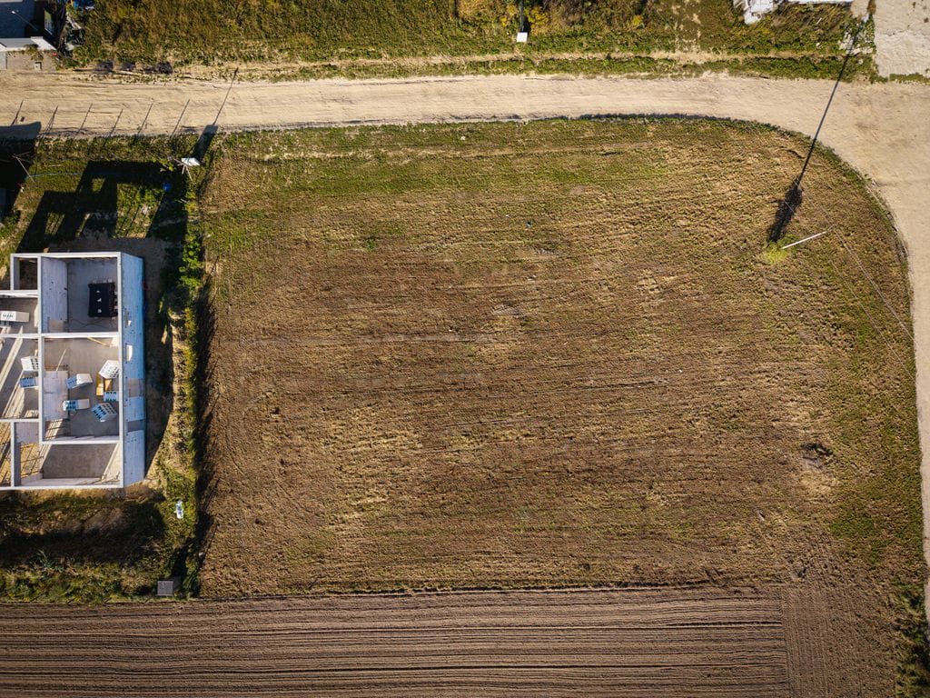Działka  pokojowe na Sprzedaż